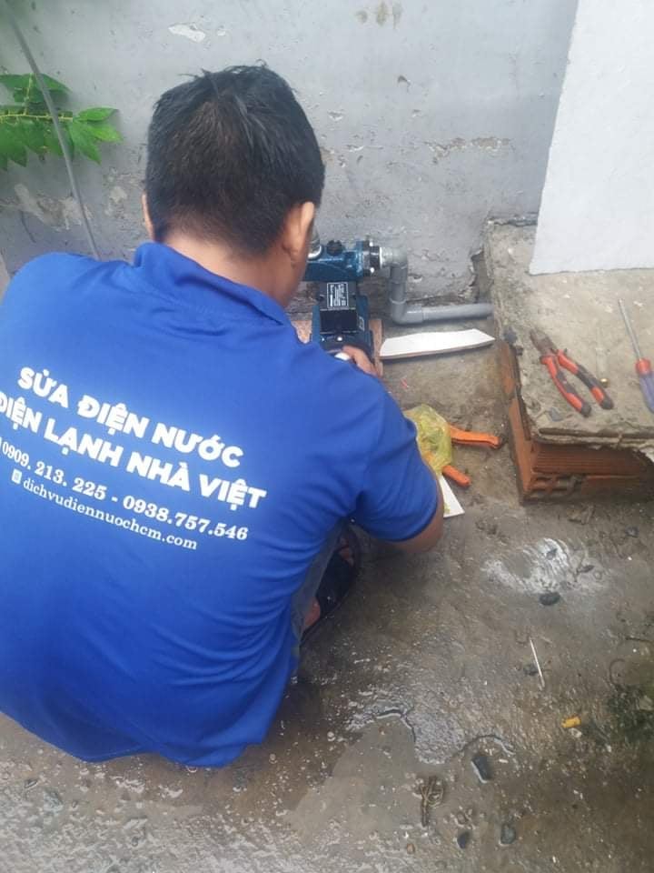 thợ sửa máy bơm nước tại nhà tphcm
